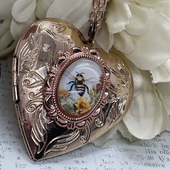Bee Bumble Gardener Keeper Mom Wife Christmas Rose Gold Heart Locket Anniversary - Picture 7 of 12